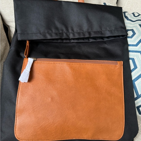 DSW Exclusive Foldover Backpack - BLACK / BROWN NWT - Picture 4 of 8